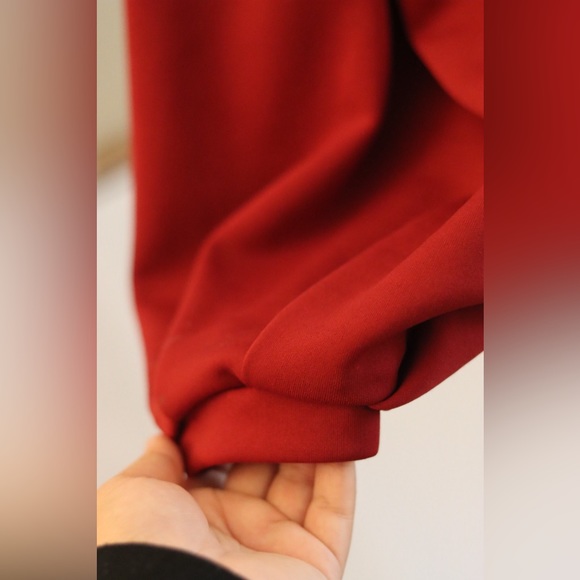 Red Lantern Sleeve Belted Wrap Off Shoulder Top Size M - Picture 7 of 7